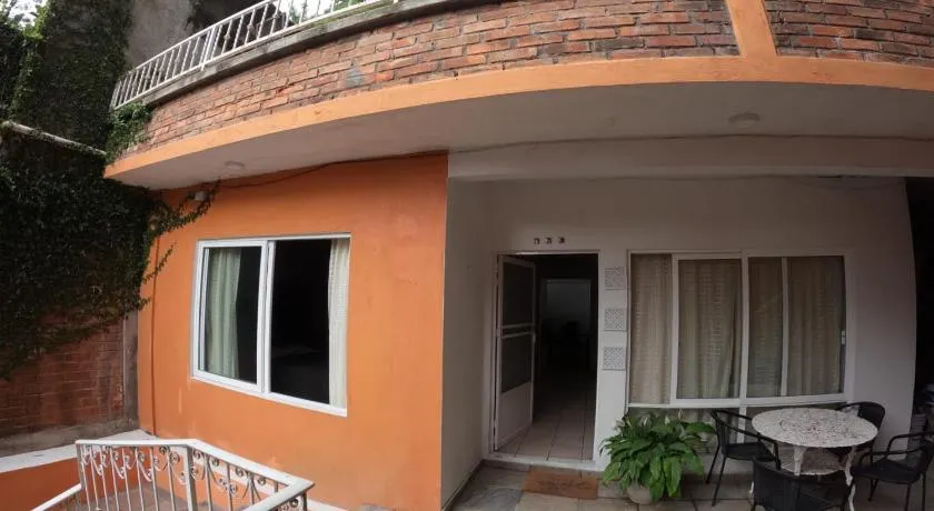 Casa León - Image 1