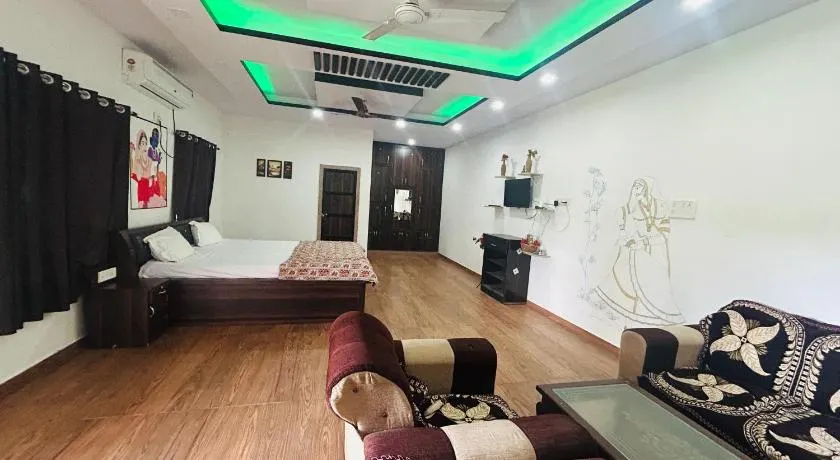 Hotel Ajitgarh - Image 1