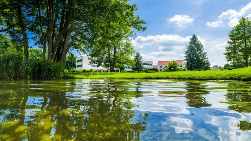 Seepark Hotel am Wandlitzsee - Image 1