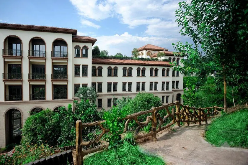 Tianxi Longge Hotel - Image 1