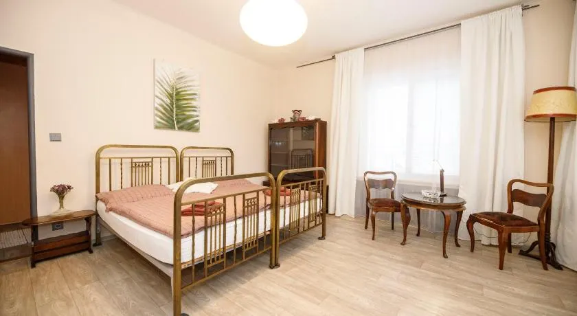 Libušina Villa - Image 1