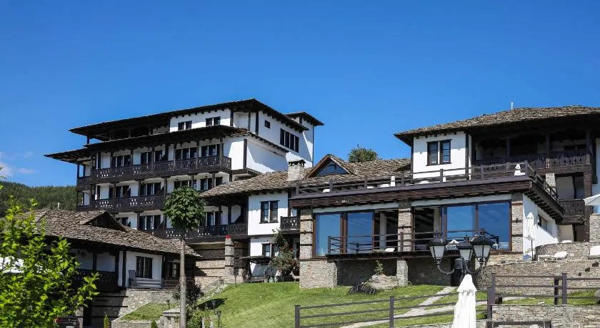 Hotel Leshten - Image 1