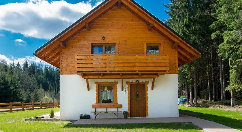 Alpejska Wioska - apartamenty i pokoje z aneksem kuchennym - Image 1