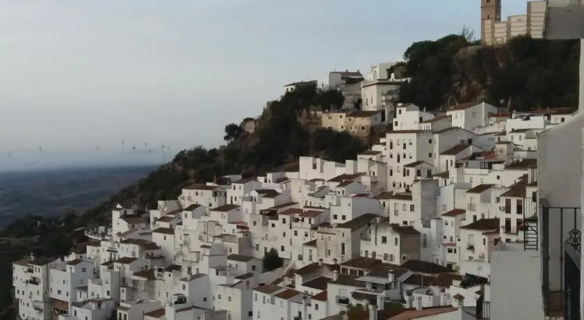 Hotel Rural Casares - Image 1