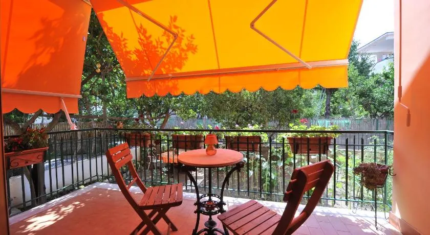 Estate4Home - Orange Dreams - Image 1
