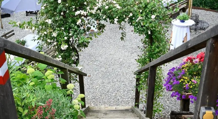 Kulinarischer Weinhof Florlwirt - Image 1