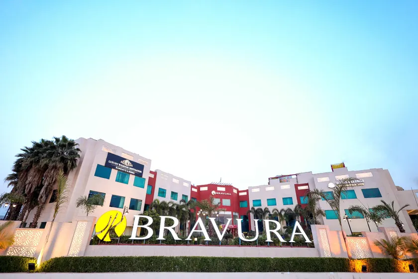 Bravura Gold Resort - Image 1