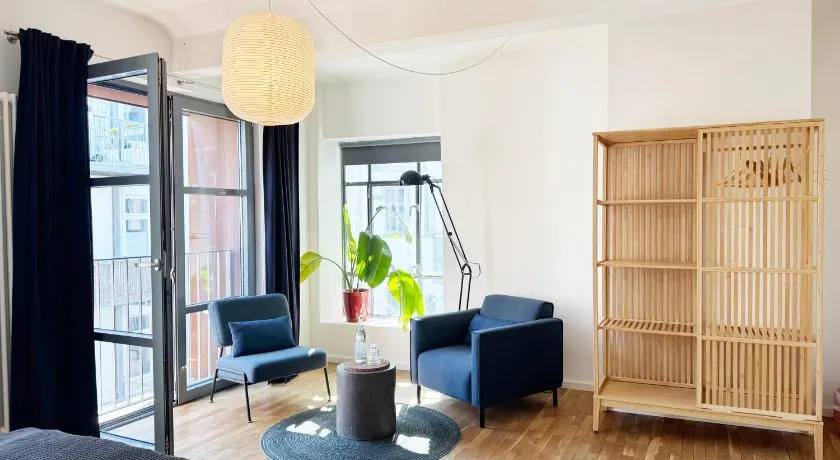Seven Rooms Hamburg - Image 1
