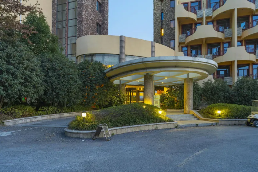 Chuzhou Guanjing Boyue Hotel (Langya Mountain) - Image 1
