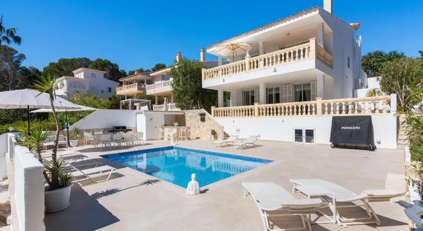 Villa de luxe Felizidad. Piscine privée, 5 chambres, 4 salles de bain. et vue mer.  Font de Sa Cala. - Image 1