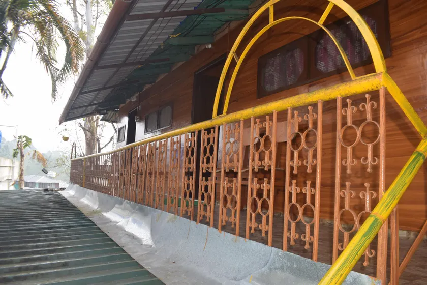 Wood House Home Stay Valparai - Image 1