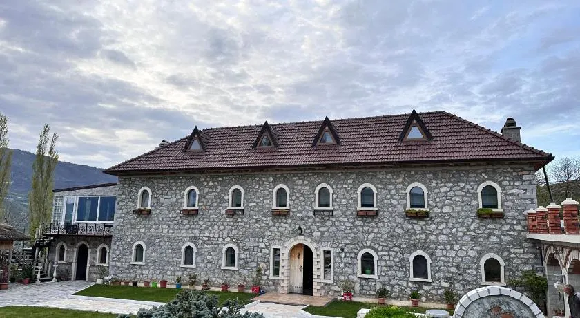 Bujtina Gjana - Image 1