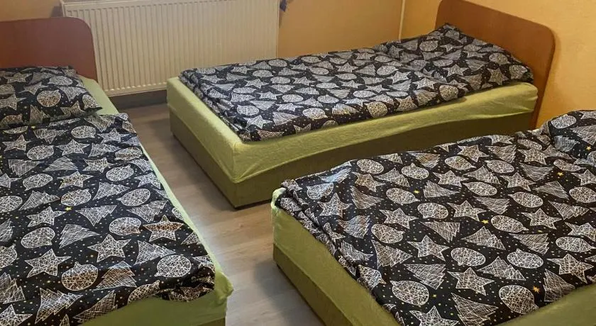 turistická ubytovňa športový areál Žabokreky - Image 1