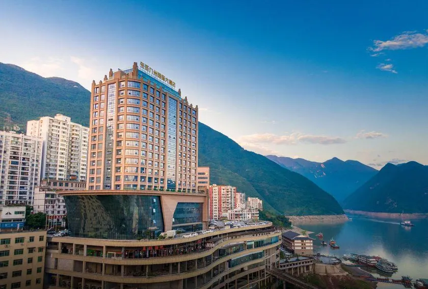 Dongsheng Jiuzhou International Hotel - Image 1