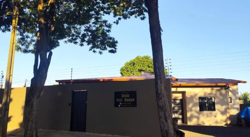 Casa em Foz do Iguaçu perto dos pontos turístico - Image 1