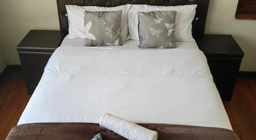 Fairfield Guest House - Image 1