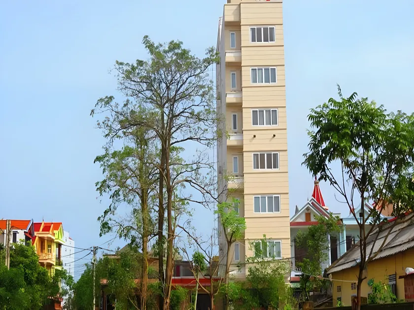 Nam Long Plus Hotel - Image 1