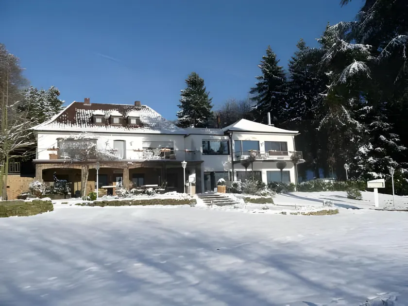 Hotel Restaurant Waldschlößchen - Image 1
