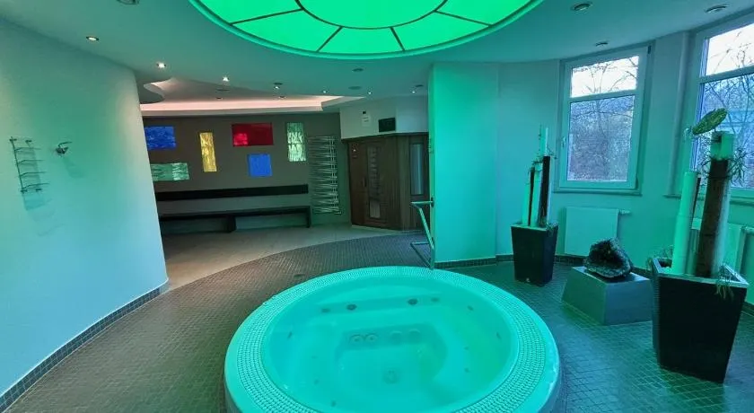 Hotel Phönix - Image 1