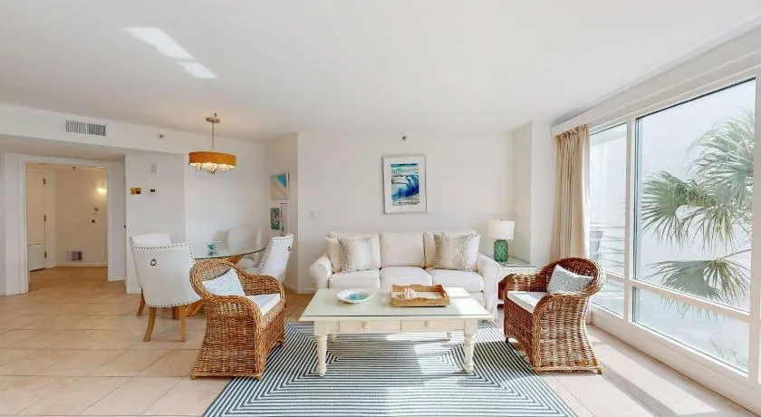 3228 Villamare - Image 1