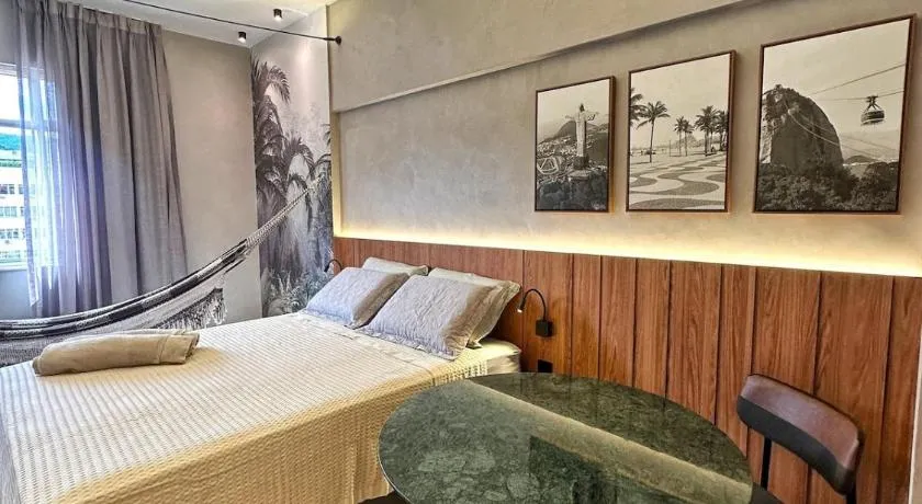 Quarto com Vista Cristo em Copacabana - Image 1