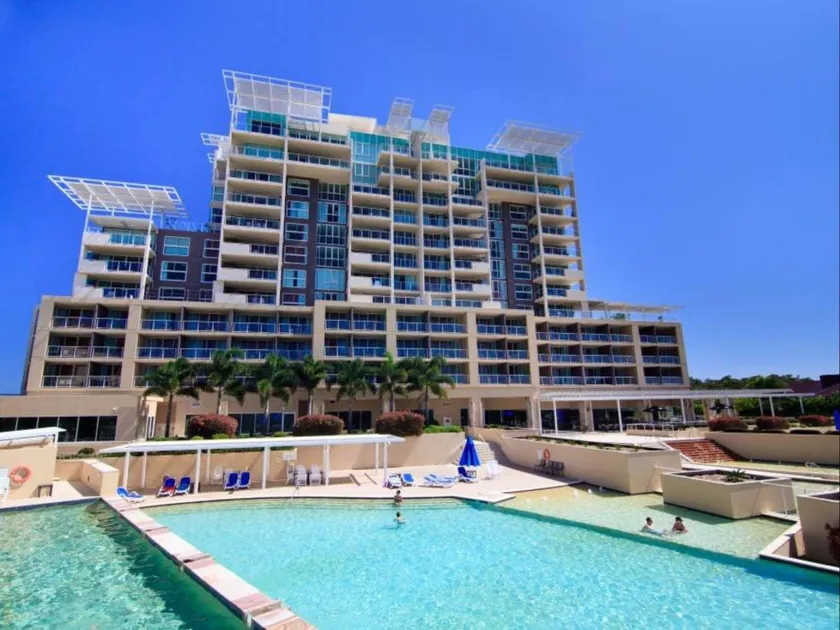 Pelican Waters Golf Resort Sunshine Coast - Image 1