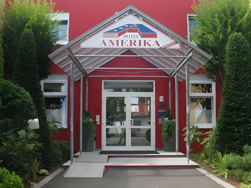 Hotel Amerika - Image 1
