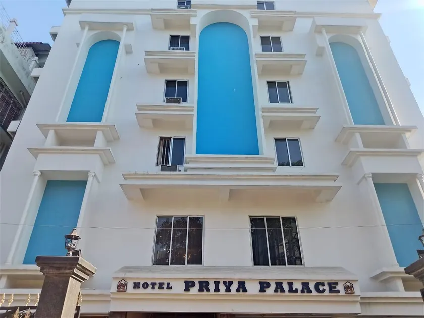 Hotel Priya Palace - Image 1