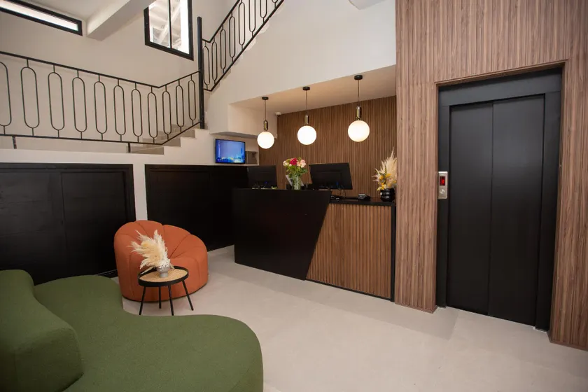 Le M Hôtel - Image 1