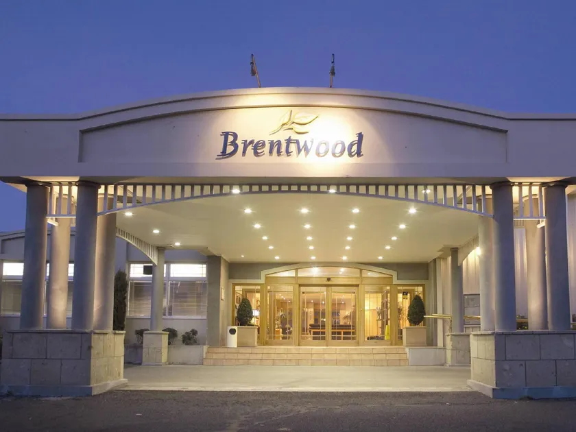 Brentwood Hotel - Image 1