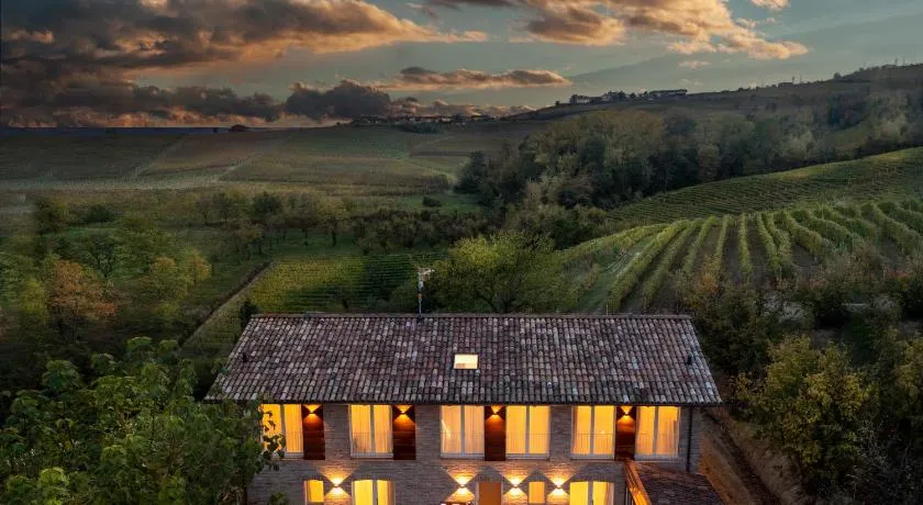 Borgo Roggeri - Country House nelle Langhe - Image 1