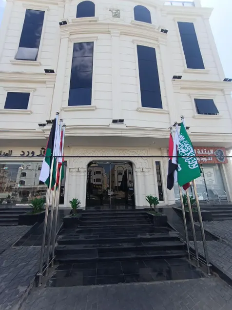 Yaz Hotel - Image 1