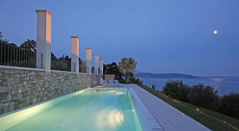 Villa Albachiara, Private Luxury villa with private pool and lake view - Image 1