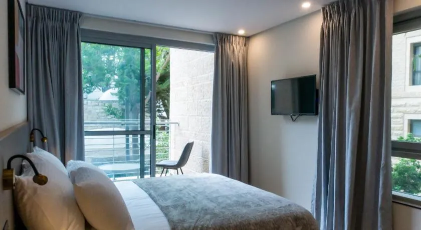 Urbanic Hotel - Image 1