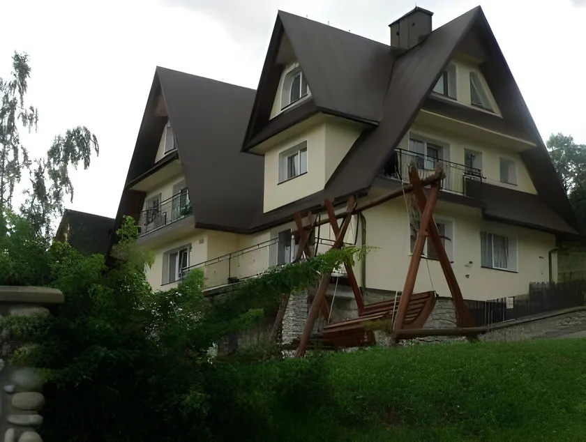 9 Sił Murowany Dom - Image 1