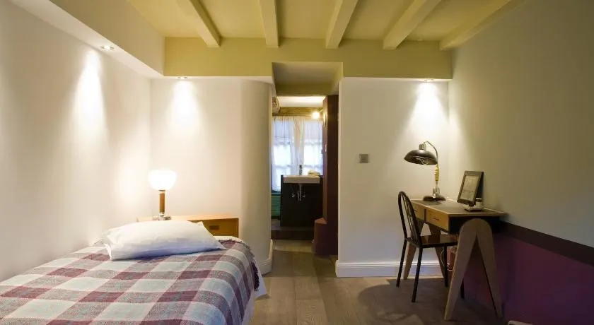L'appartement au-dessus du - Image 1