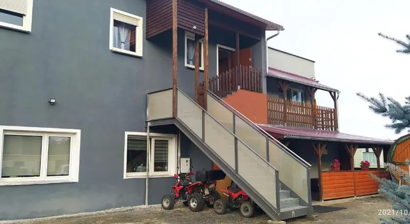 4U Hostel Zgorzelec - Free Parking - Image 1