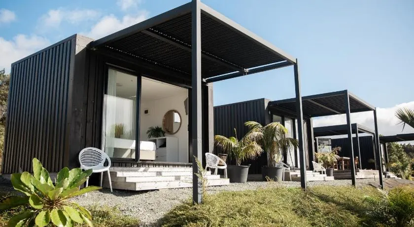 Aotearoa Surf Eco Pods - Image 1