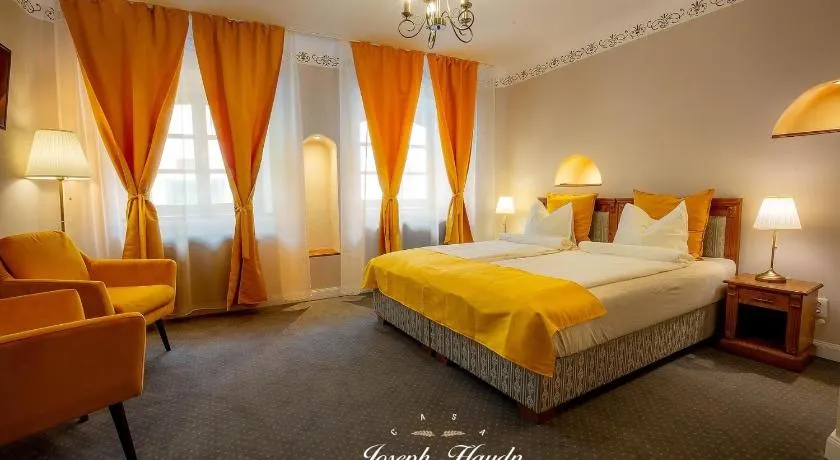CASA JOSEPH HAYDN - Image 1