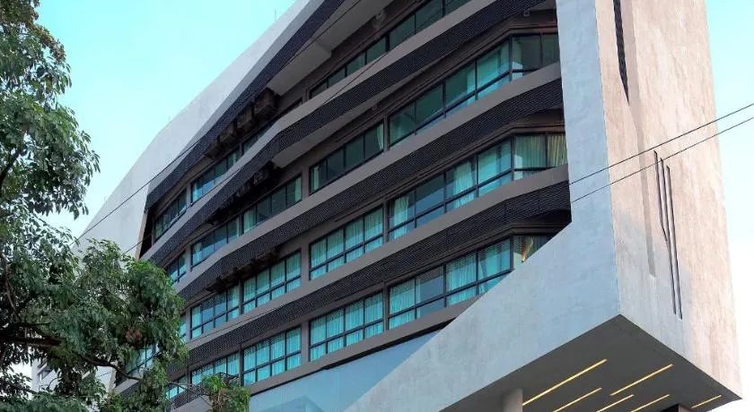 Nine Forty One Hotel - Image 1