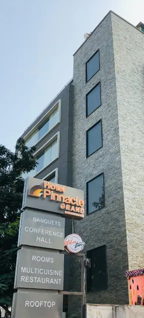 Pinnacle Grand Hotel - Image 1