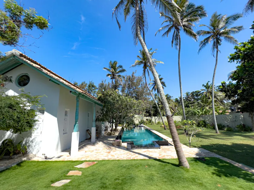Singhagra Tropical Villa - Image 1
