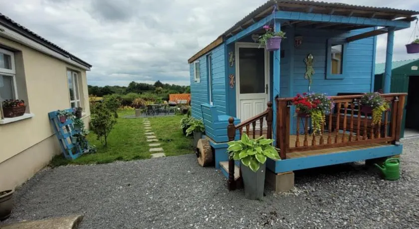 Wedger's Hut - Image 1