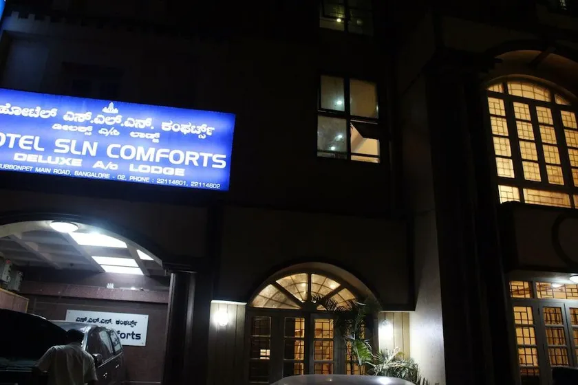 Hotel SLN Comforts - Image 1