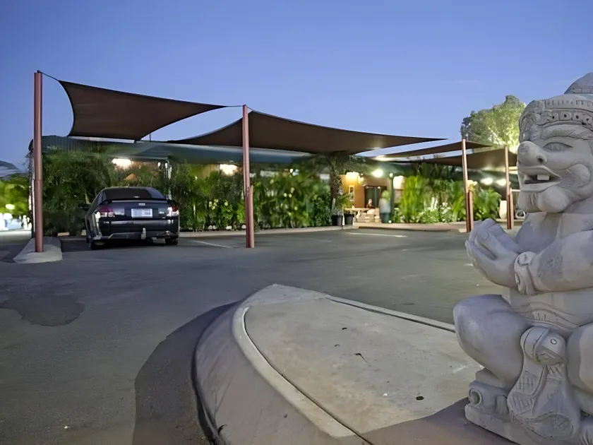 Latitude20 Cattrall Park Motel - Image 1