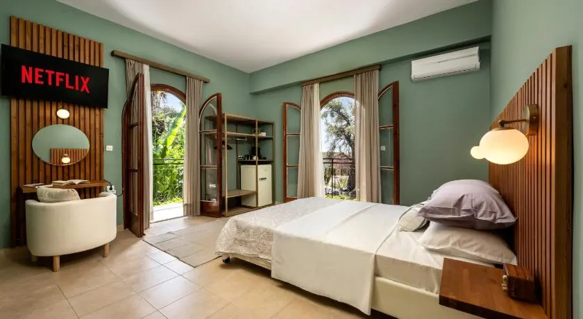 Lord Ape Suites Club - Image 1