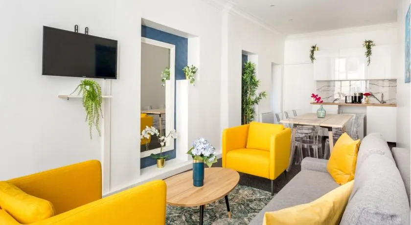Cozy Apartment Marais Saint Denis II - Image 1