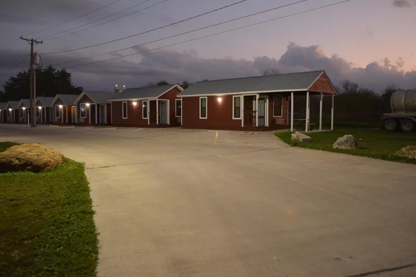 Texas Lodge Kenedy - Image 1
