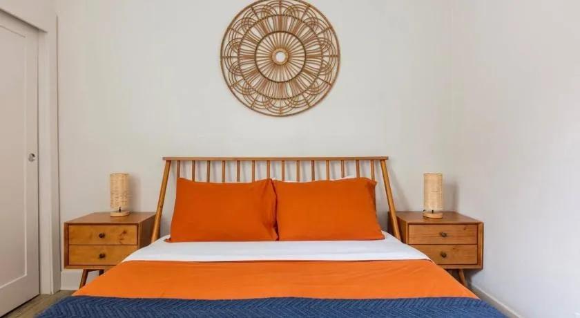 Cozy Oasis in Marina Del Rey!Free Swimming Pool and Parking - Image 1