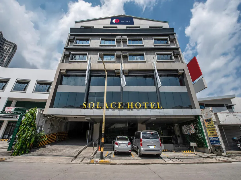 Solace Hotel - Image 1